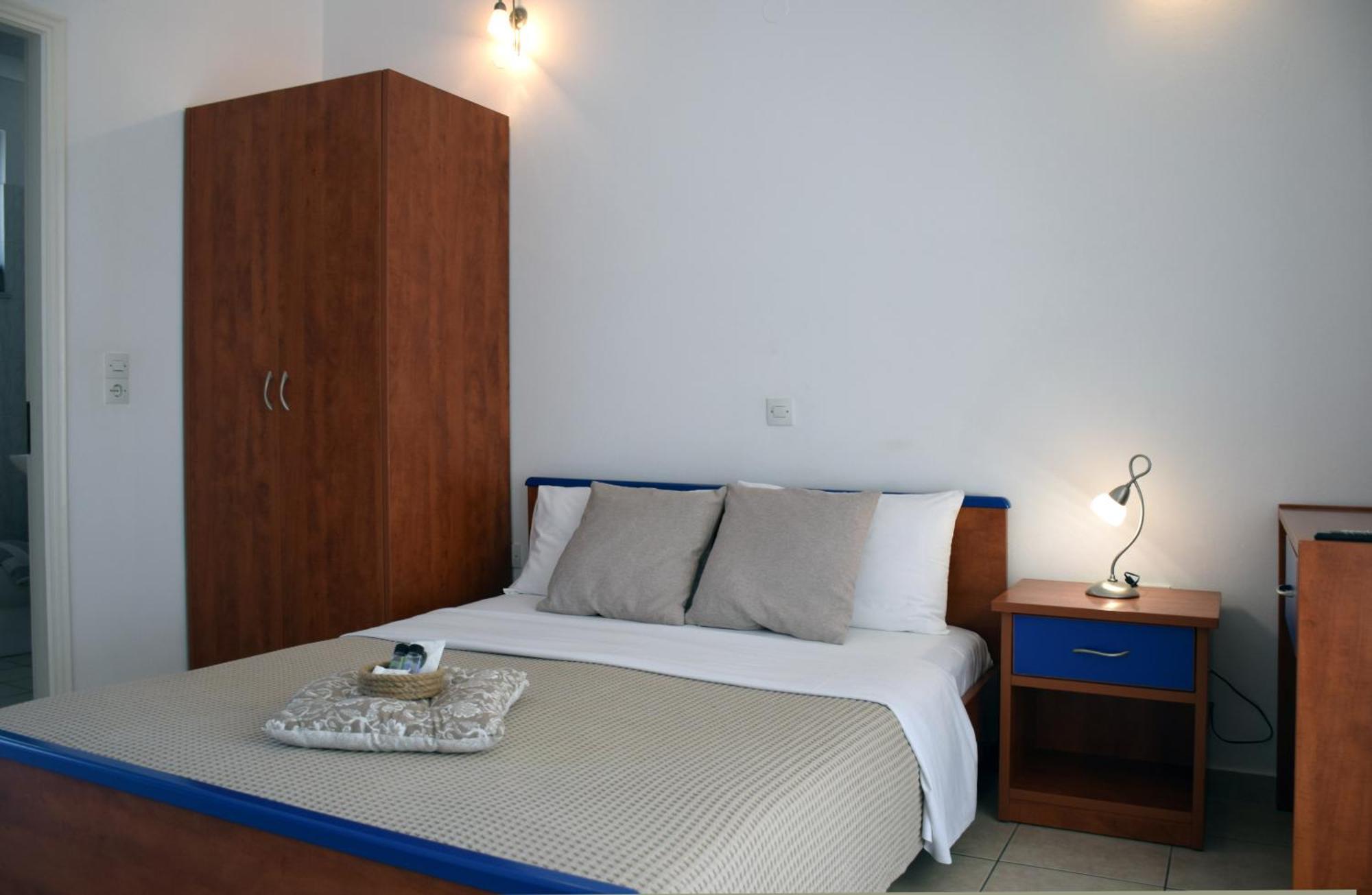Lappas Rooms Rovies Buitenkant foto