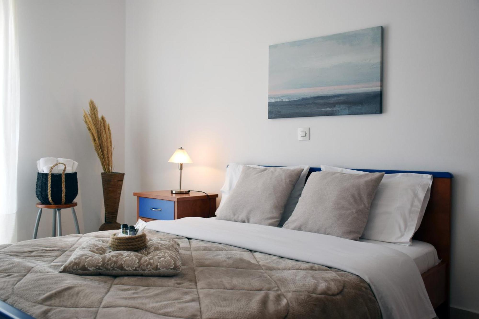 Lappas Rooms Rovies Buitenkant foto
